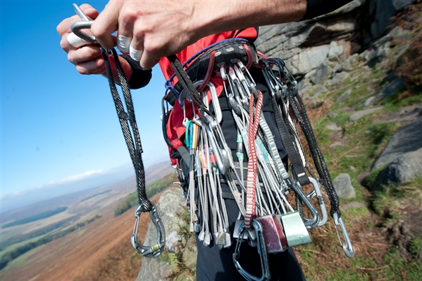 Online climbing gear: are you buying safe equipment?